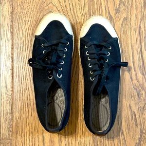 Tretorn Black Sneakers with Gold Detail